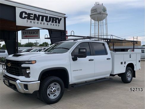 Used 2024 Chevrolet Silverado 2500 W/T w/ WT Convenience Package RWD image 1