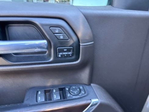 Used 2020 GMC Sierra 1500 SLT w/ SLT Premium Plus Package AWD/4WD image 13