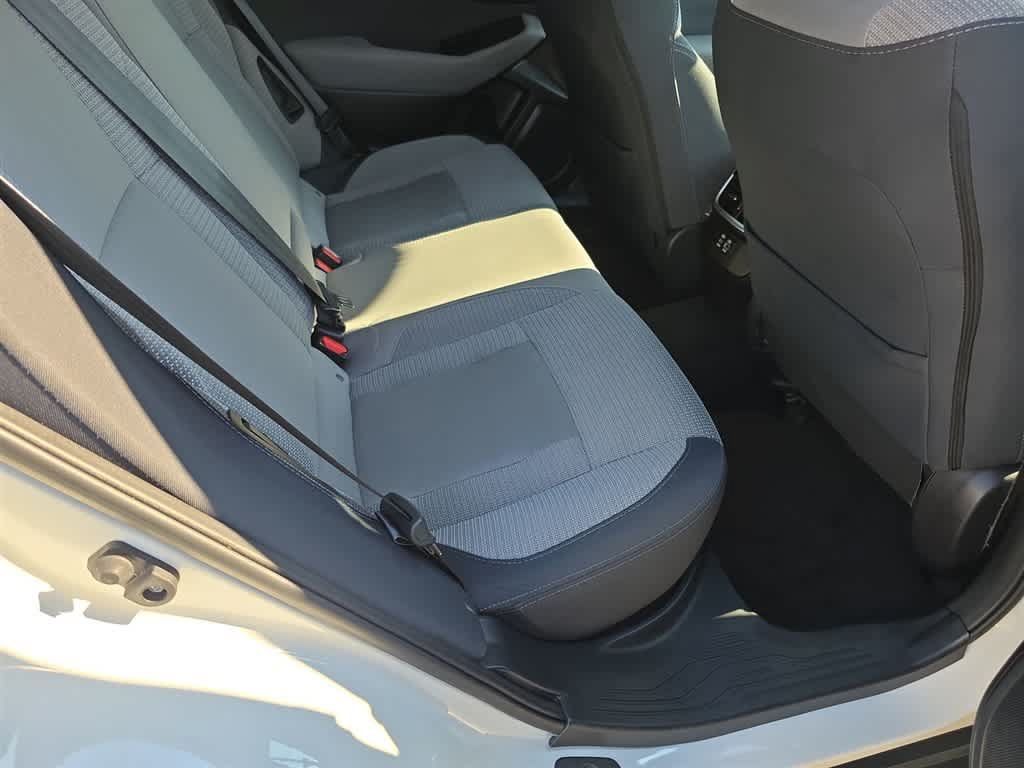 Used 2024 Subaru Outback Premium AWD/4WD image 9