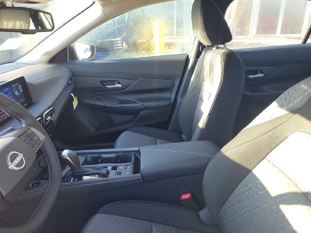 New 2027 Nissan Sentra SV w/ SV Convenience Package FWD image 16