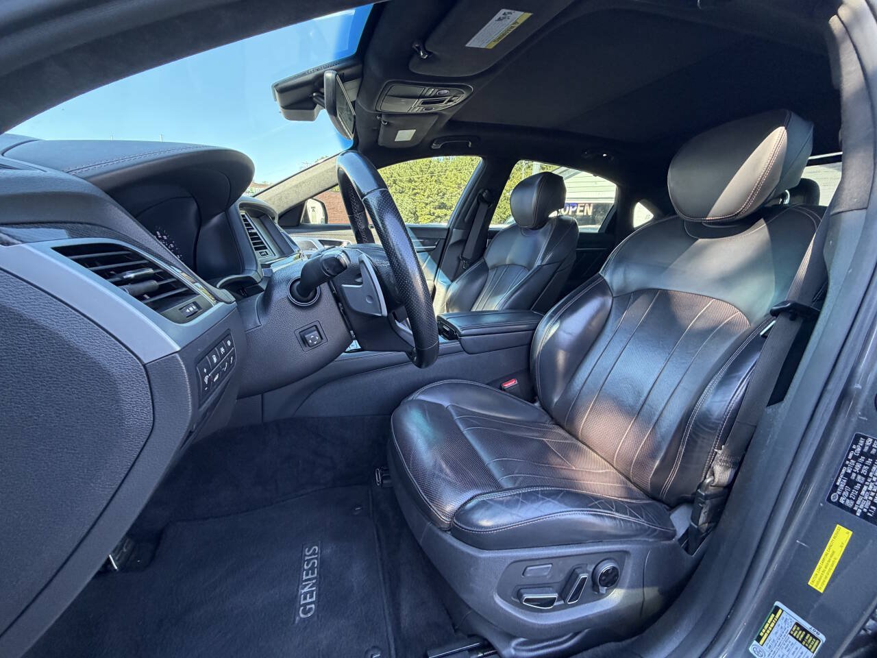 Used 2018 Genesis G80 3.3T Sport RWD image 11