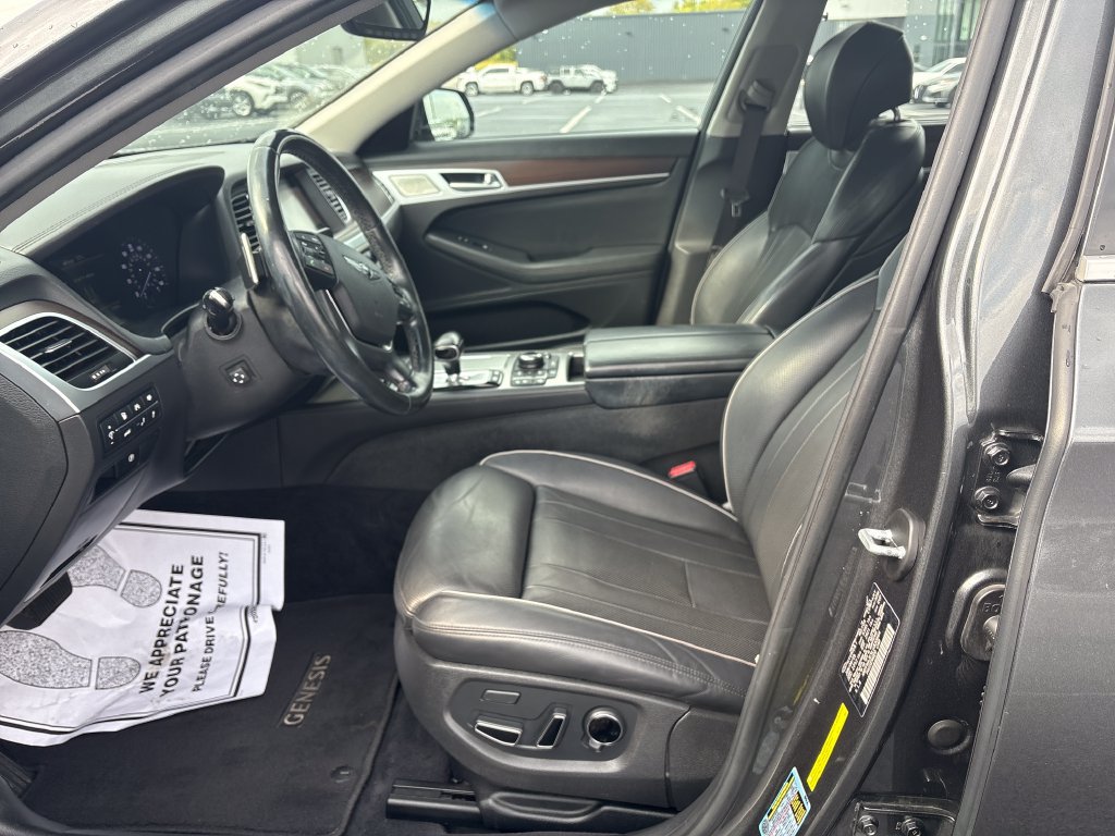 Used 2020 Genesis G80 3.8 w/ Ultimate Package 03 AWD/4WD image 12