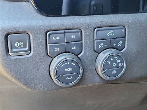 Used 2023 Chevrolet Silverado 1500 RST image 23