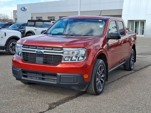 Certified 2024 Ford Maverick Lariat image 4