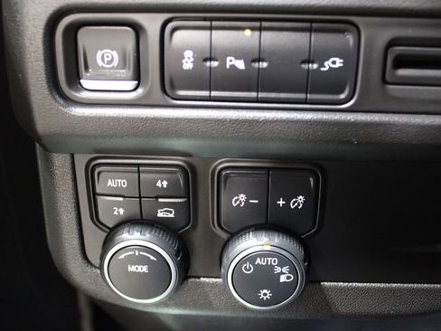 Used 2021 Chevrolet Tahoe RST w/ Rear Media and Nav Package image 41