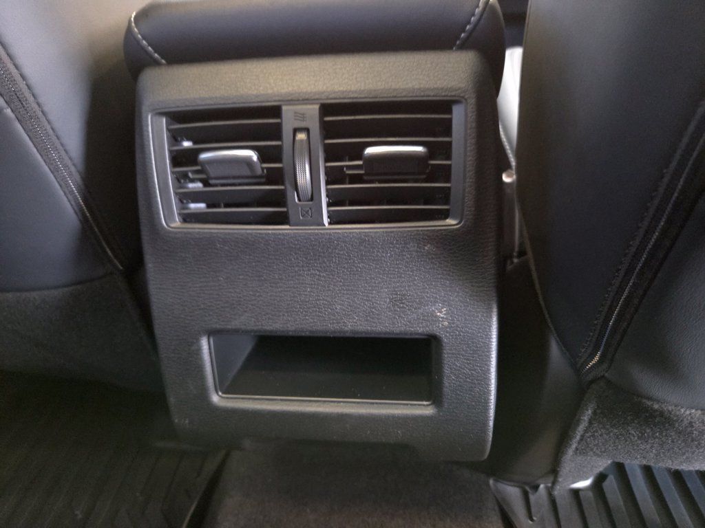 Used 2026 Mitsubishi Outlander LE AWD/4WD image 32