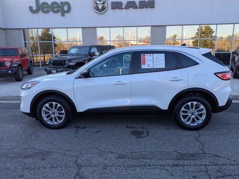 Used 2022 Ford Escape SE w/ Convenience Package image 5