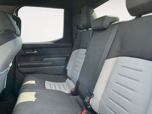 Used 2025 Toyota Tacoma TRD Sport image 24