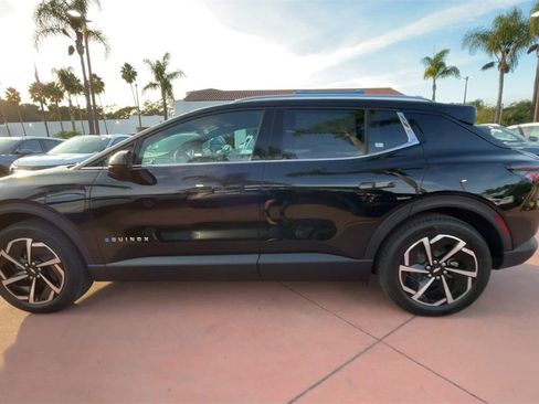 New 2026 Chevrolet Equinox EV LT image 5