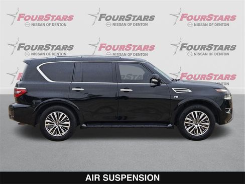 Used 2021 Nissan Armada SL w/ Captain's Chairs Package image 3