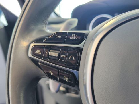 Used 2021 Aston Martin DBX AWD/4WD image 19