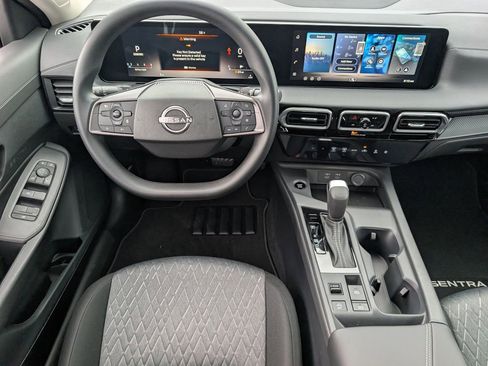 New 2026 Nissan Sentra SV FWD image 9