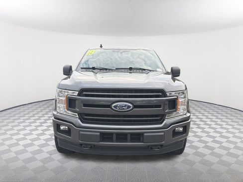 Used 2019 Ford F150 XLT w/ Equipment Group 302A Luxury AWD/4WD image 2
