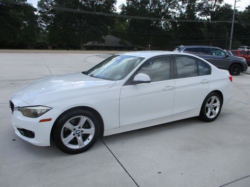 Used 2013 BMW 328i Sedan RWD image 6