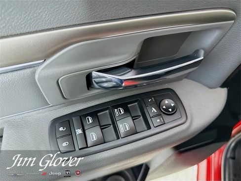 Used 2018 RAM 1500 Big Horn image 21