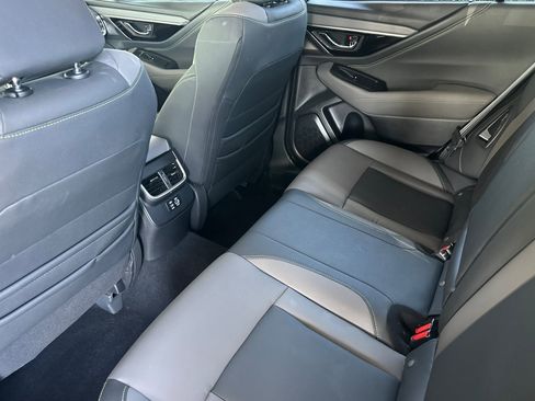 Used 2025 Subaru Outback Onyx Edition image 13