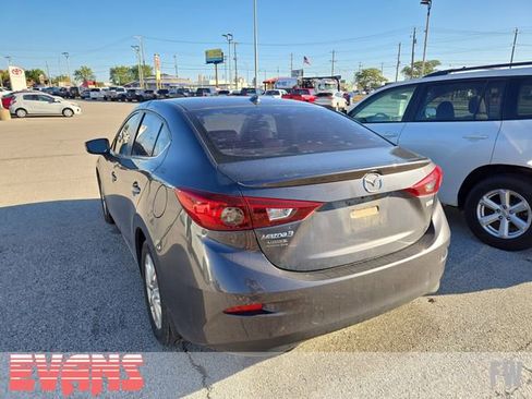 Used 2016 MAZDA MAZDA3 i Grand Touring image 3