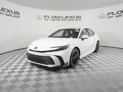 Used 2025 Toyota Camry SE