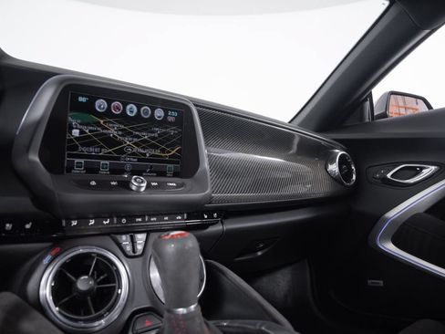 Used 2018 Chevrolet Camaro ZL1 RWD image 26