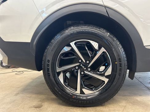Certified 2023 Kia Sportage LX AWD/4WD image 27