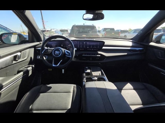 Used 2026 Buick Enclave Sport Touring AWD/4WD image 2