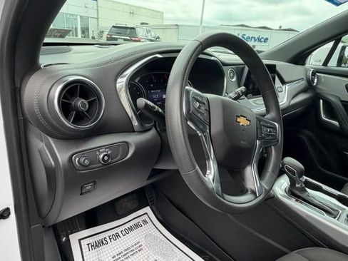 Used 2022 Chevrolet Blazer LT AWD/4WD image 32