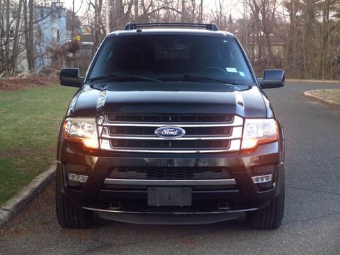 Used 2016 Ford Expedition Limited w/ Equipment Group 301A AWD/4WD image 28