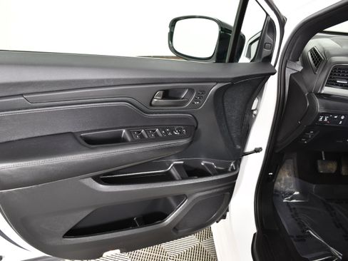Certified 2023 Honda Odyssey Sport image 36