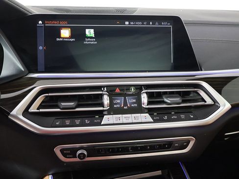 Used 2023 BMW X5 xDrive40i w/ Climate Comfort Package image 42
