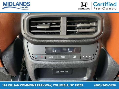 Certified 2025 Honda Pilot Touring image 13