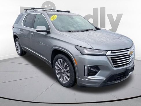 Used 2023 Chevrolet Traverse Premier AWD/4WD image 7