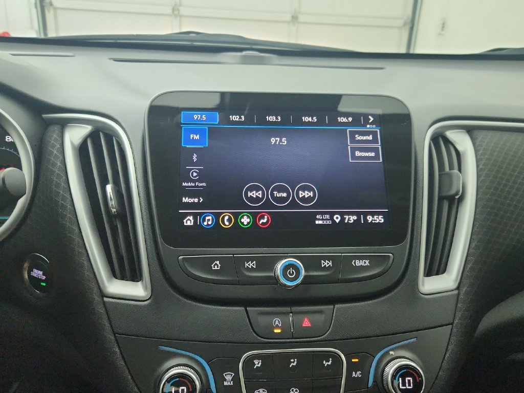 Used 2025 Chevrolet Malibu LT FWD image 26