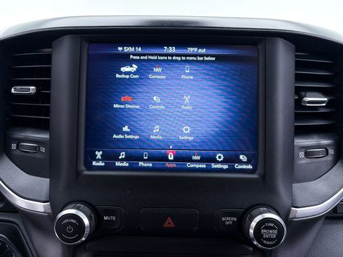 Used 2019 RAM 1500 Big Horn RWD image 16