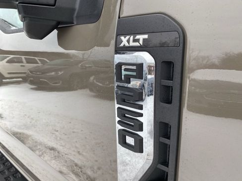 New 2026 Ford F250 XLT w/ XLT Premium Package image 3