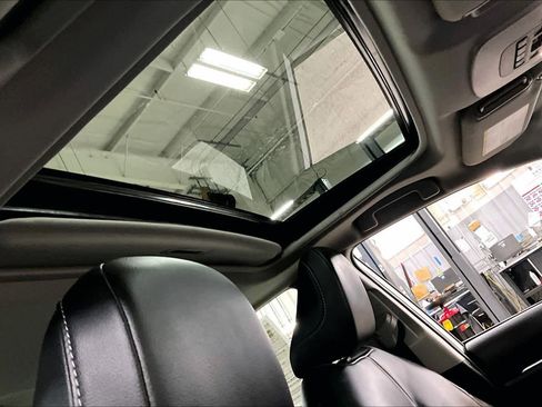 Used 2022 Toyota Camry XSE w/ Navigation Upgrade Package image 14