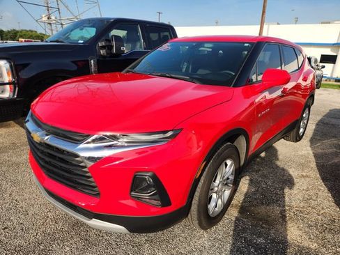 Used 2020 Chevrolet Blazer LT FWD image 3