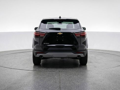 Used 2025 Chevrolet Blazer LT FWD image 7