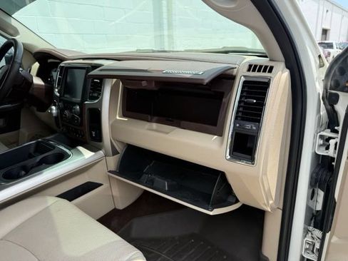 Used 2017 RAM 1500 Laramie w/ Convenience Group AWD/4WD image 25