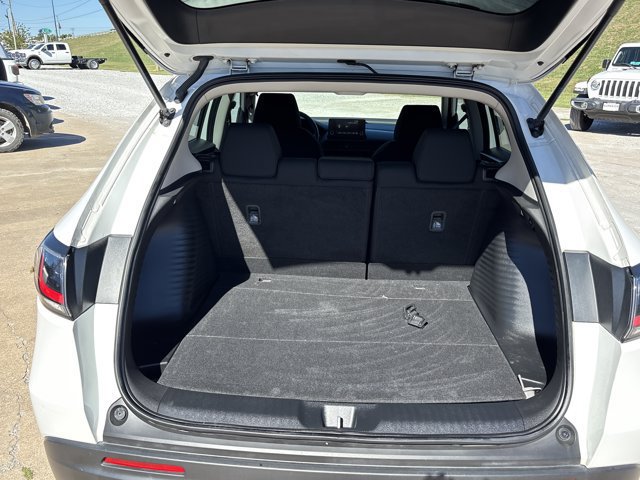 Used 2025 Honda HR-V LX image 6