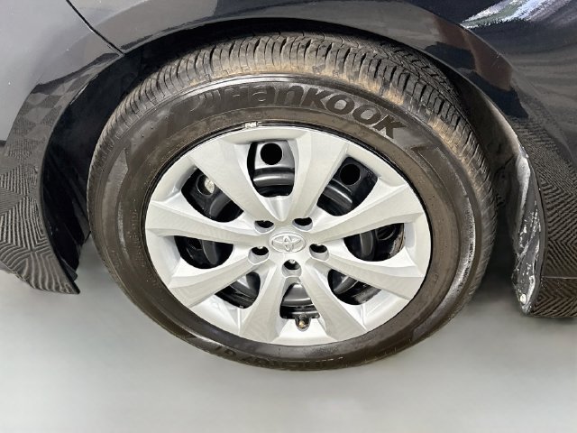 Used 2024 Toyota Corolla LE FWD image 36