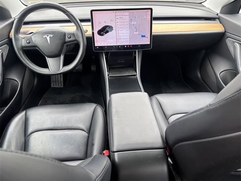 Used 2018 Tesla Model 3 Mid Range image 20