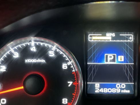 Used 2013 Subaru Outback 3.6R Limited image 19