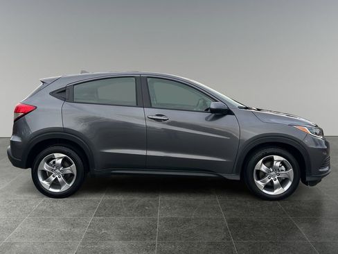 Used 2022 Honda HR-V LX image 8