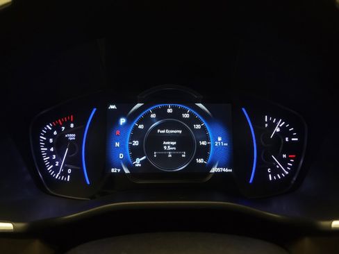 Used 2020 Hyundai Santa Fe Limited w/ Cargo Package FWD image 23