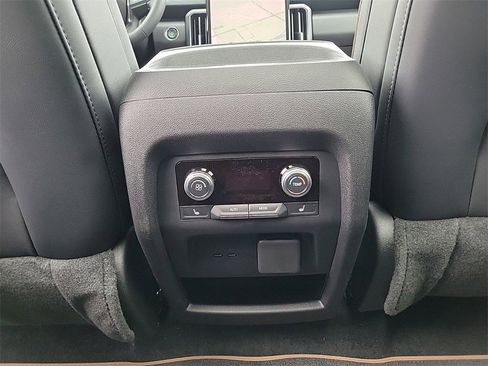 New 2026 GMC Acadia AT4 w/ Luxury Package image 10