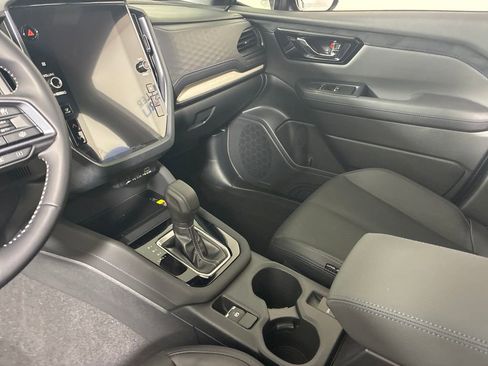 Certified 2025 Subaru Forester Limited image 26