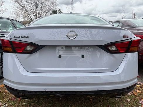 New 2025 Nissan Altima 2.5 SR image 5