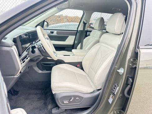 Used 2025 Hyundai Santa Fe SEL image 38