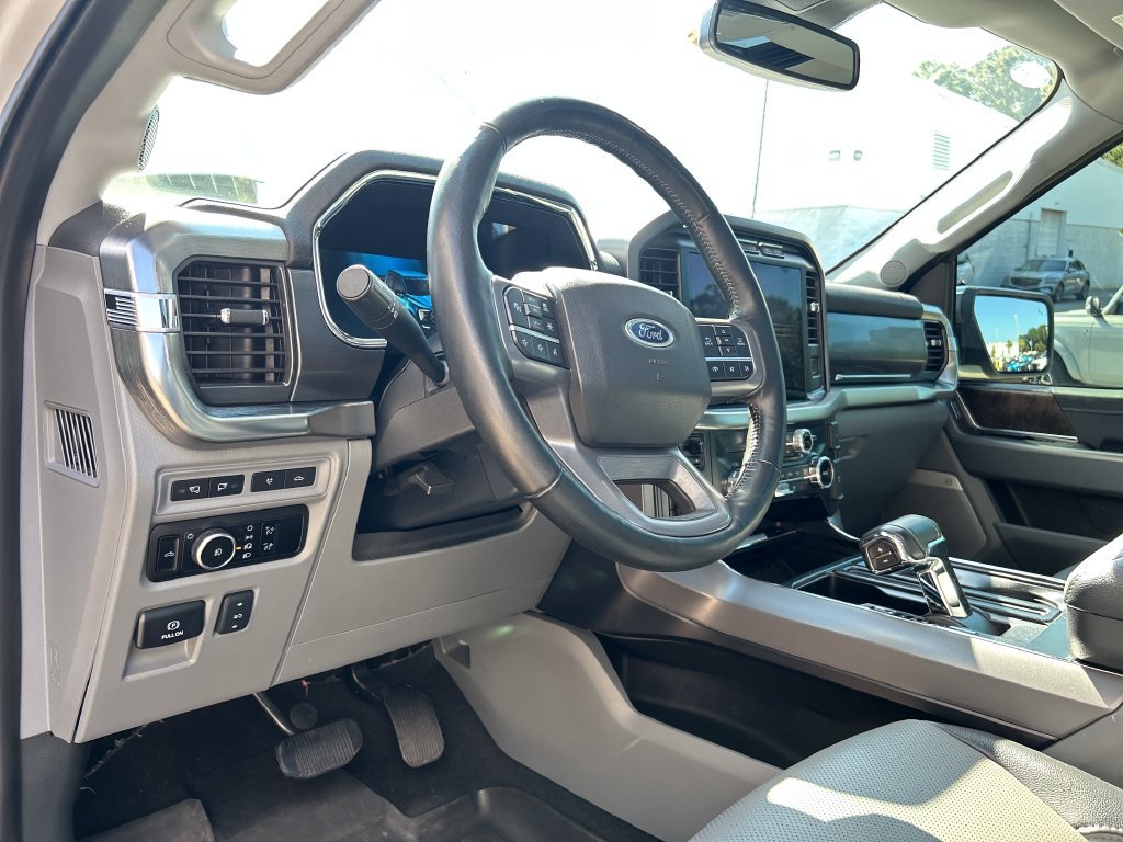 Used 2023 Ford F150 Lariat w/ Trailer Tow Package AWD/4WD image 8