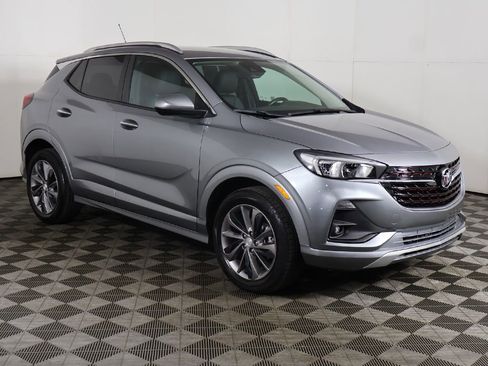 Used 2023 Buick Encore GX Select w/ Sport Touring Package FWD image 2
